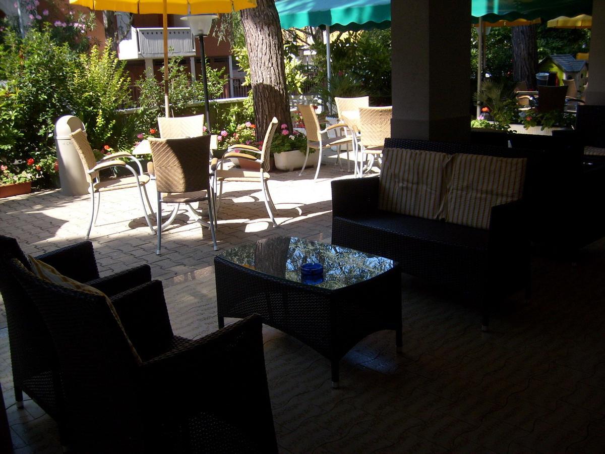Hotel Giunchi Cervia Exterior photo