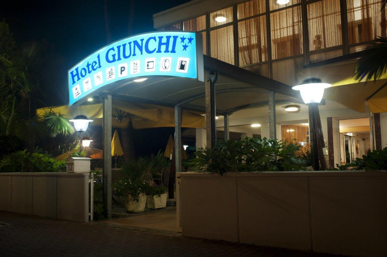 Hotel Giunchi Cervia Exterior photo